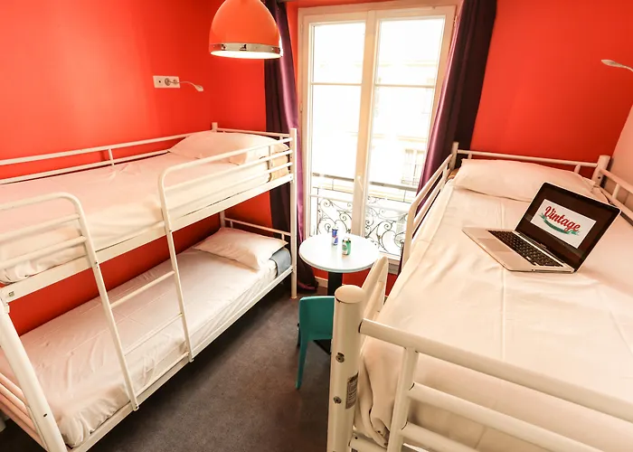 Vintage Gare Du Nord Hotel Parijs