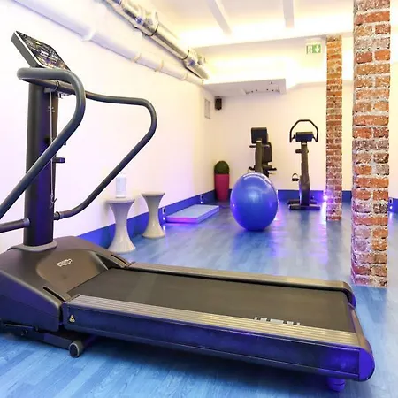 Vintage Gare Du Nord Hotel 2*